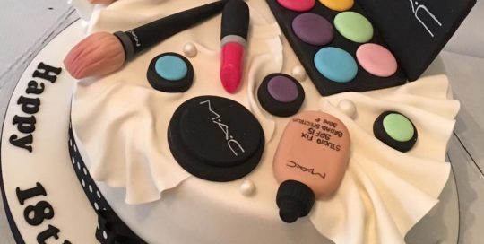 Make up Cake